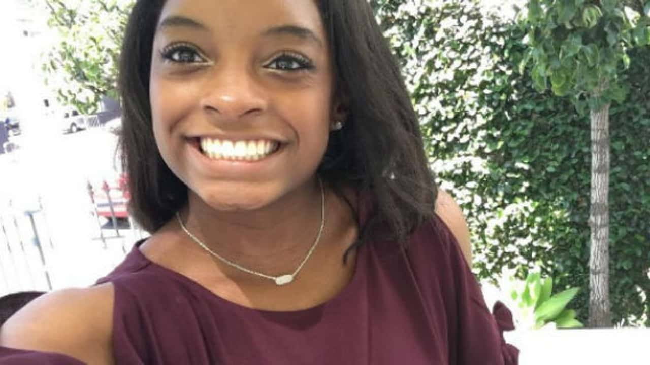 Simone Biles revela que já recebeu críticas sobre seu corpo