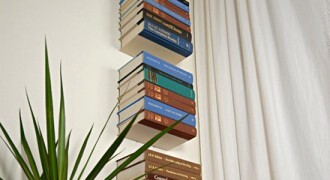 Guarde seu livros em uma estante flutuante e invisível
