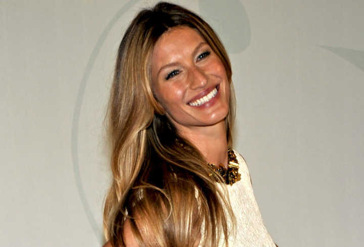 Gisele Bündchen posta antes e depois e faz piada em rede social