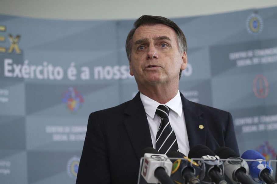 Bolsonaro manifesta preocupação sobre amputação de pênis