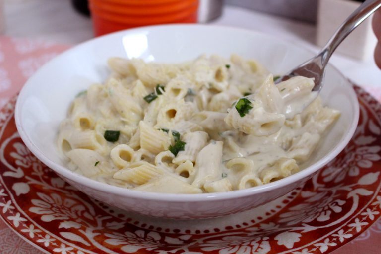 Macarrão cremoso molho 4 queijos veja como é fácil fazer