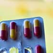Mulher morre de insuficiência hepática por overdose de paracetamol