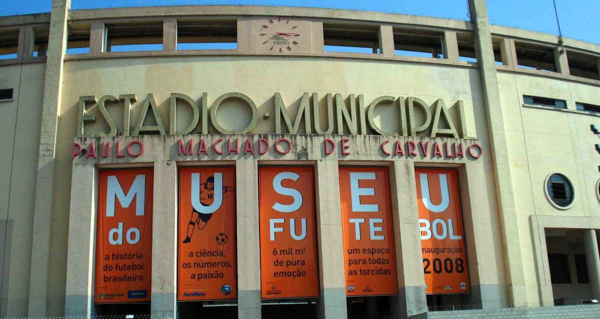 30-04-09 Museu do Futebol (40), Massura.