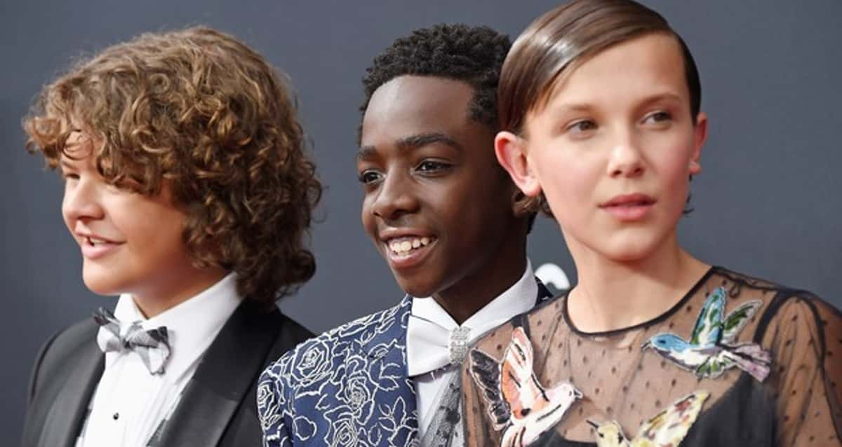 Super talentosos? Elenco de Stranger Things vira boyband