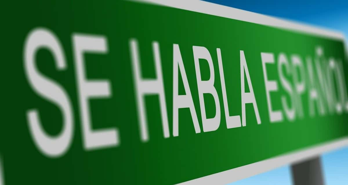 Gírias em Espanhol - mais de 60 expressões para falar como um local -  Estrangeira