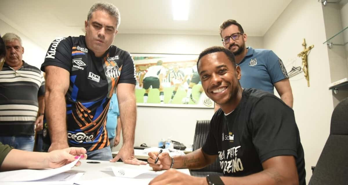 Santos Perde Patrocinador Ap S Contratar Robinho