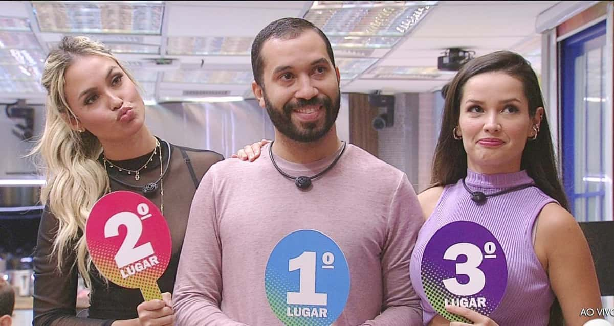 BBB21': Juliette se irrita após ser confrontada por Sarah e Gilberto: ''Não  aguento mais