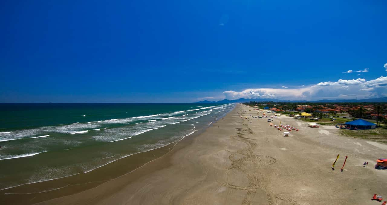 3 praias em Itanhaém para passar o Carnaval perto do mar e longe dos blocos