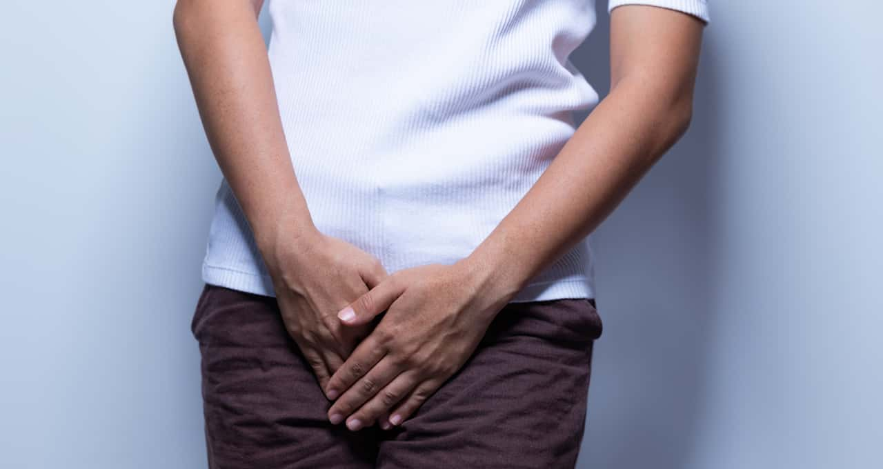 This is the best position to urinate, according to science