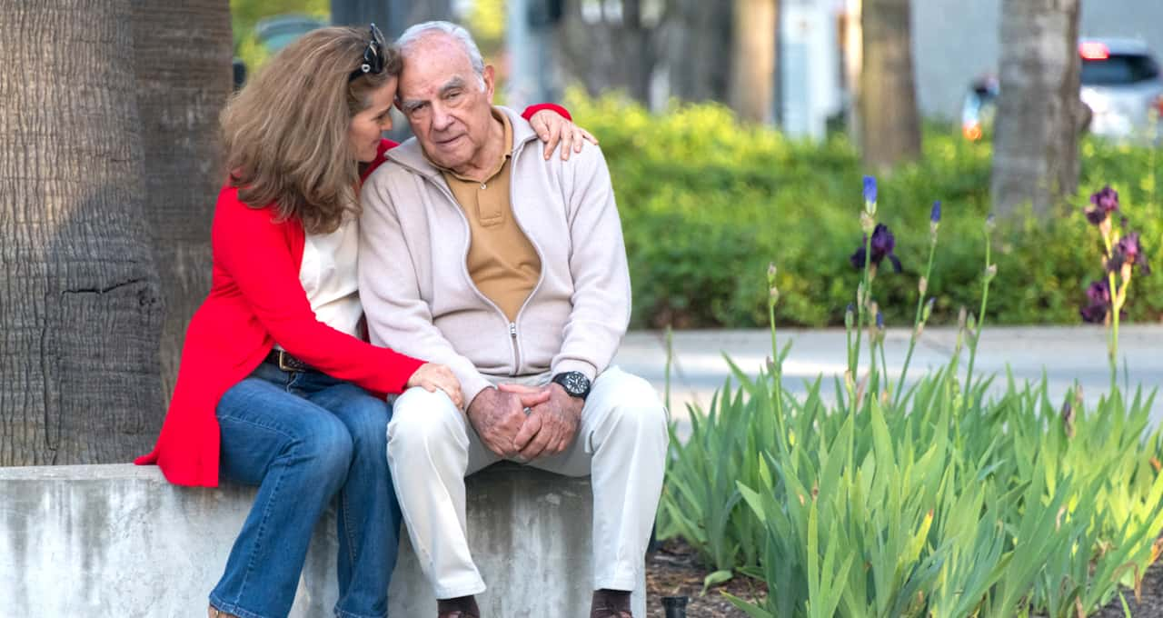 Comportamentos que familiares de pessoas com Alzheimer devem evitar