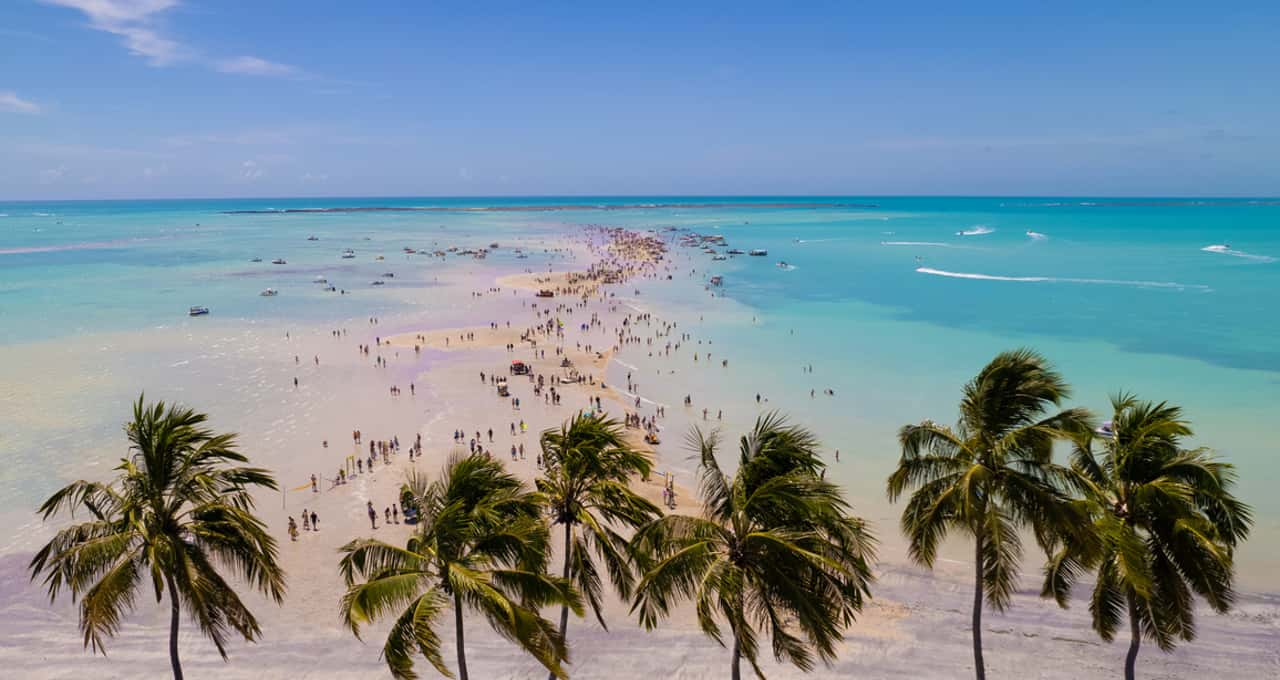 5 praias no Brasil que parecem o Caribe e vão te deixar de boca aberta