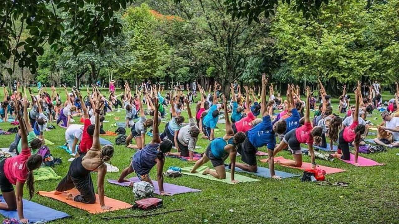 Aula aberta de Pilates na segunda-feira