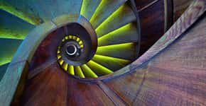 Veja as escadas em espiral mais psicodélicas do mundo