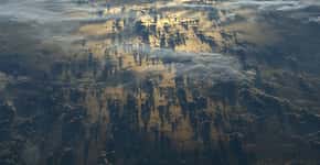 Série de fotos feitas no espaço mostra sombras, com milhares de quilômetros de extensão, formadas pelas nuvens na Terra