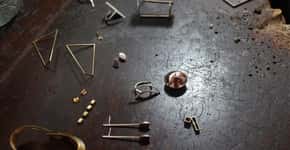 Atelier de joias combina madeira e prata ‘recicladas’