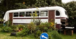 Casal brasileiro relata como é viver em um ônibus na Nova Zelândia