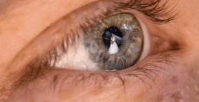 Fotógrafo captura incríveis e emocionantes imagens do reflexo dos olhos dos convidados de casamentos