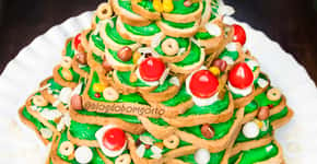 Árvore de Natal comestível com apenas 2 ingredientes: torradas + patê