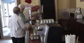 Café sem funcionários usa sistema de ‘confiança’ para pagamento da conta