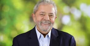 Lula foi vaiado e aplaudido hoje enquanto votava em São Bernardo