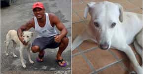 Após vídeo viralizar, homem adota cão que fez xixi em suas costas