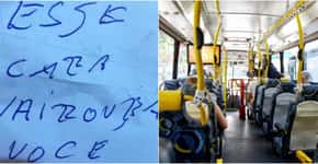Homem entrega bilhete a jovem para avisar sobre assalto em ônibus