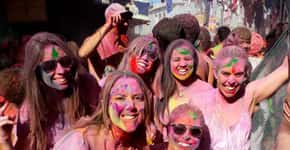 Brasileiras participaram do Holi na Índia