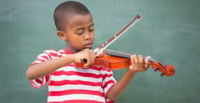 Tablet x Instrumentos: os benefícios da música para as crianças