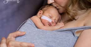 Pele a pele: fotos de mães com seus bebês prematuros emocionam