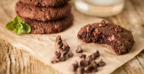 Guloseimas saudáveis: receita de cookie de chocolate sem glúten