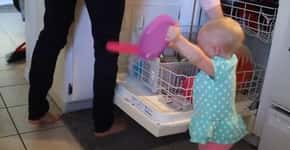 Este divertido vídeo é para as mães que tentam arrumar a casa e não conseguem