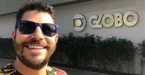 Evaristo Costa ‘volta’ à Globo e celebra posto de influenciador