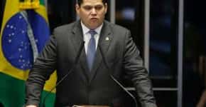 Presidente do Senado, apoiado por Bolsonaro, é investigado no STF