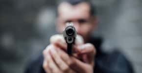 Decreto de Bolsonaro faz disparar procura por lojas de armas