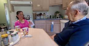 Homem de 83 anos com Alzheimer foge para fazer surpresa à mulher