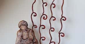 Artista Agnes Herczeg faz verdadeiras esculturas em renda
