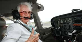 Inglesa comemora 90 anos pilotando Cessna