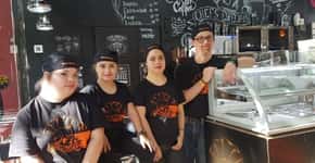 Cafeteria em São Paulo contrata pessoas com síndrome de Down