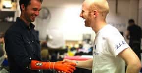 Mão robótica para amputados ganha prêmio no Reino Unido