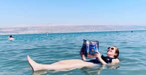 Saiba como é a experiência de boiar no Mar Morto em Israel