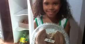 Post viraliza após filha voltar com bolo inteiro de festinha na escola