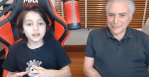 Michelzinho se torna youtuber e entrevista o pai, Michel Temer