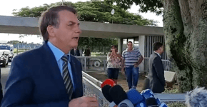Bolsonaro revoga trecho de MP que previa suspensão de contrato de trabalho