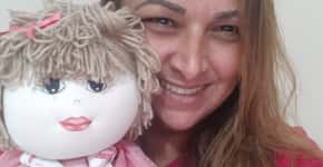 Professora realiza sonho e lança boneca para apoiar causa social