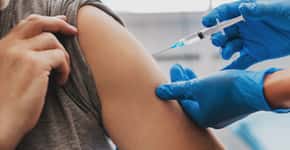 Governo diz que pode começar a vacinar 5 dias após aval da Anvisa