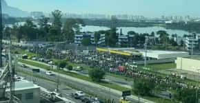 Ato pró-Bolsonaro reúne motociclistas no Rio