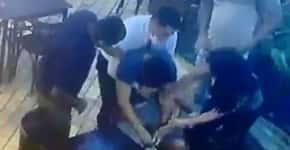 Garçom e policial salvam homem que engasgou em restaurante