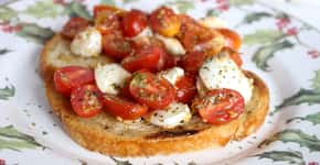 Bruschetta de tomate e queijo: entradinha fácil e deliciosa