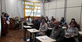 PUC-PR tem cursos gratuitos de português para refugiados