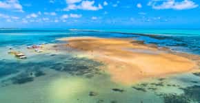Cabedelo (PB) tem praias de águas claras, mornas e um farol